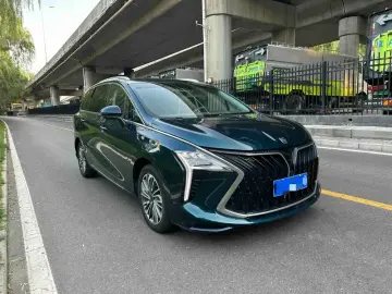 2022 Forthing Fengxing Youting New Energy с пробегом 45 000 км