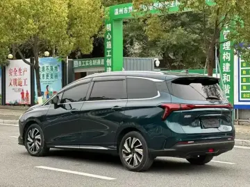 2022 Forthing Fengxing Youting New Energy с пробегом 48 000 км