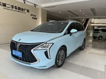 2022 Forthing Fengxing Youting New Energy с пробегом 93 000 км