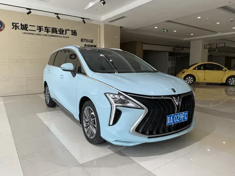 2022 Forthing Fengxing Youting New Energy с пробегом 93 000 км