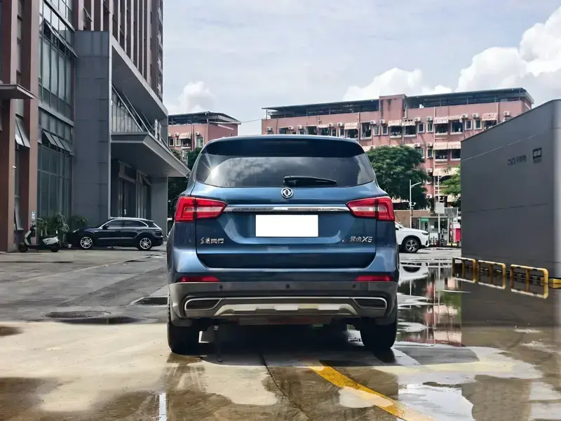 2017 Forthing Jingyi X5 с пробегом 60 000 км