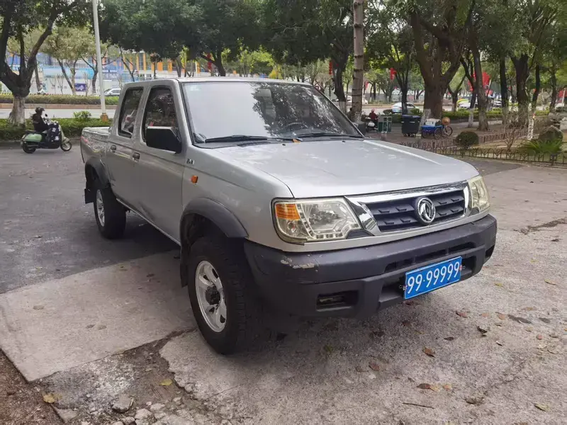 2013 Dongfeng Ruiqi с пробегом 100 000 км