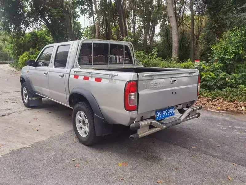 2013 Dongfeng Ruiqi с пробегом 100 000 км