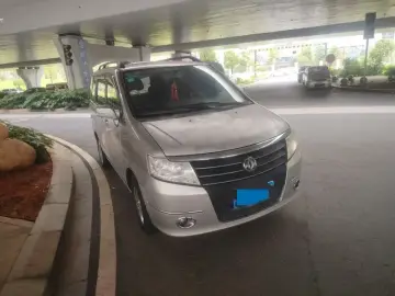 2011 Dongfeng ZNA Shuaike с пробегом 50 000 км