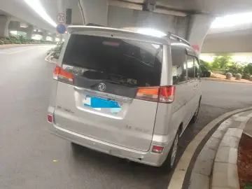 2011 Dongfeng ZNA Shuaike с пробегом 50 000 км