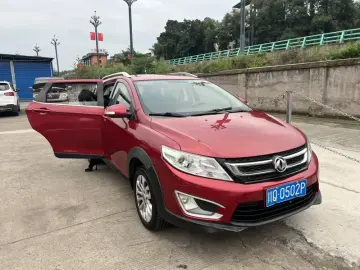 2016 Dongfeng Dongfeng Fengshen AX3 с пробегом 102 200 км