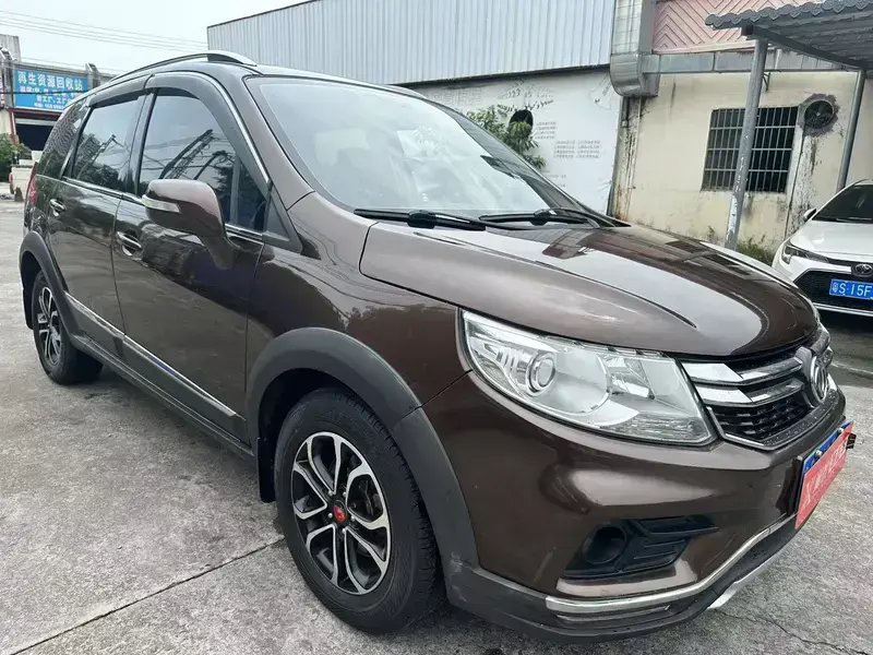 2017 Forthing Joyear X3 с пробегом 128 000 км