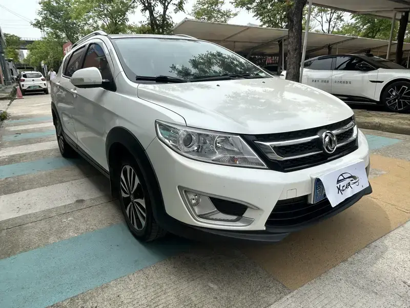 2016 Dongfeng Dongfeng Fengshen AX3 с пробегом 117 000 км
