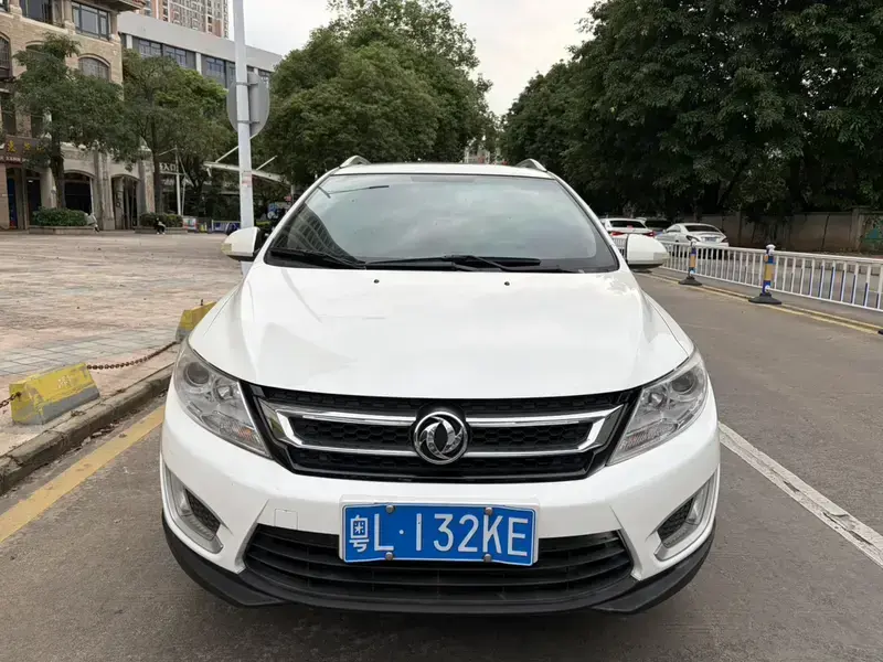 2016 Dongfeng Dongfeng Fengshen AX3 с пробегом 110 000 км