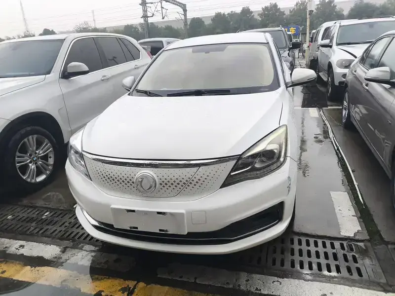 2021 Dongfeng Dongfeng Fengshen E70 с пробегом 160 000 км