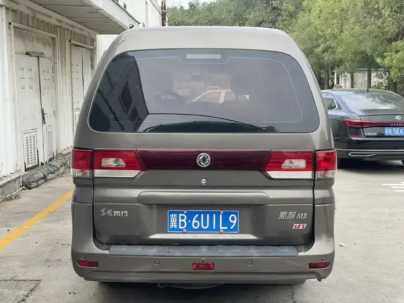 2017 Forthing Lingzhi с пробегом 18 300 км