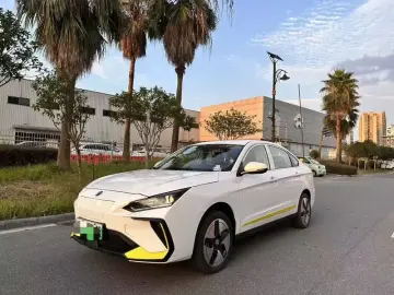 Dongfeng Dongfeng Fengshen E70