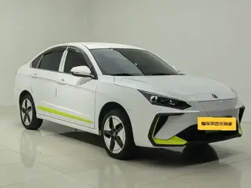2023 Dongfeng Dongfeng Fengshen E70 с пробегом 31 800 км