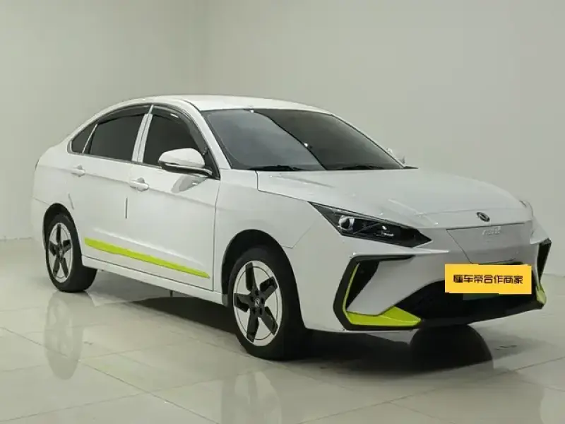 2023 Dongfeng Dongfeng Fengshen E70 с пробегом 31 800 км