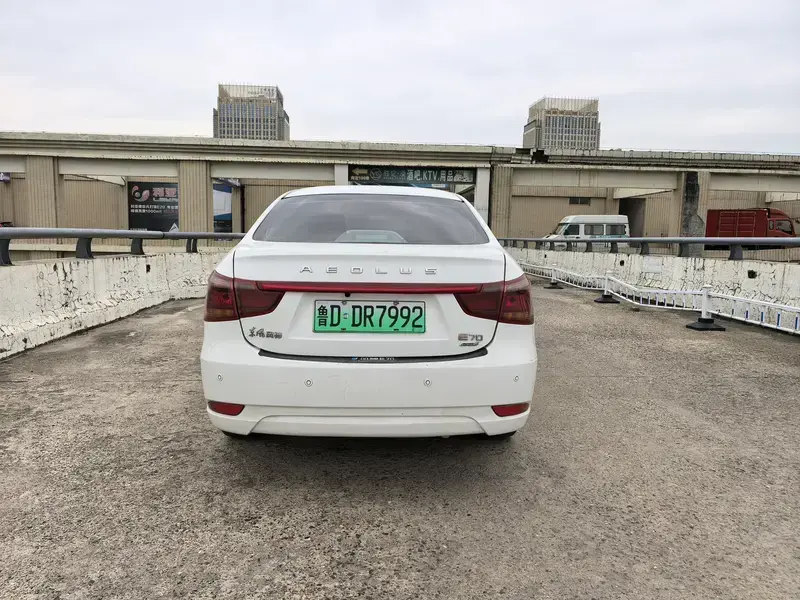 2022 Dongfeng Dongfeng Fengshen E70 с пробегом 240 000 км