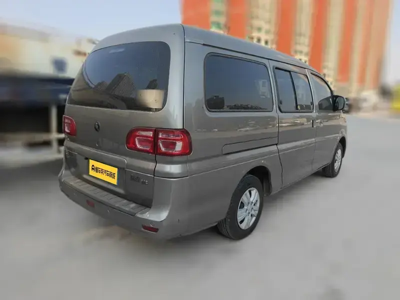2022 Forthing Lingzhi с пробегом 12 800 км