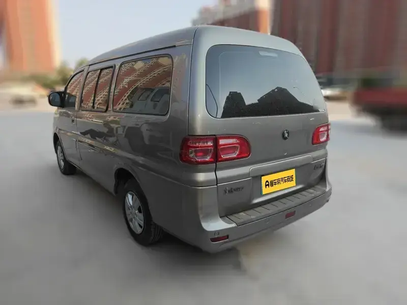 2022 Forthing Lingzhi с пробегом 12 800 км