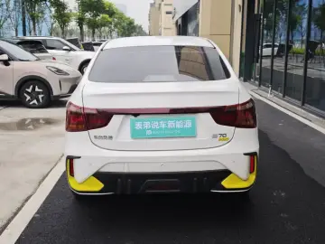 2023 Dongfeng Dongfeng Fengshen E70 с пробегом 120 000 км