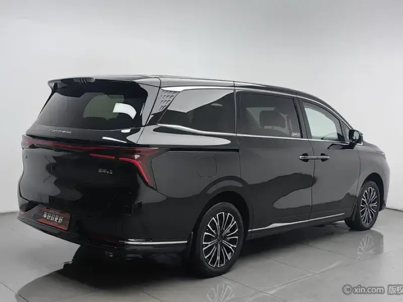 2024 Forthing Starlight V9 с пробегом 78 300 км