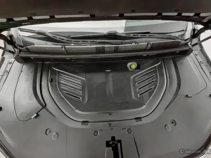 2024 Forthing Starlight V9 с пробегом 78 300 км