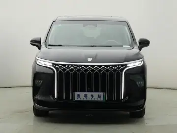 2024 Forthing Starlight V9 с пробегом 4 700 км