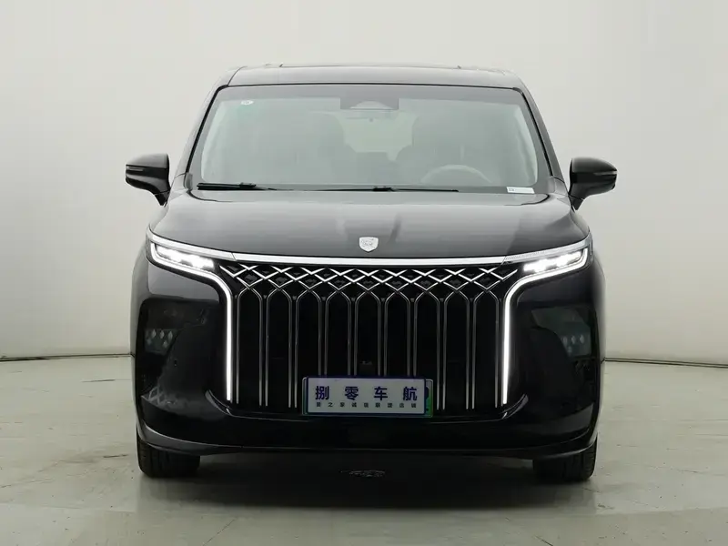 2024 Forthing Starlight V9 с пробегом 4 700 км