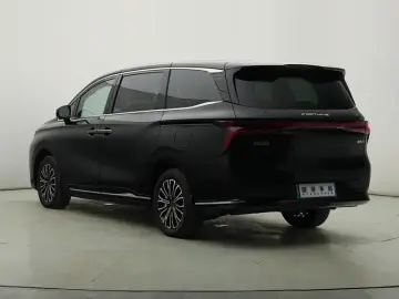 2024 Forthing Starlight V9 с пробегом 4 700 км