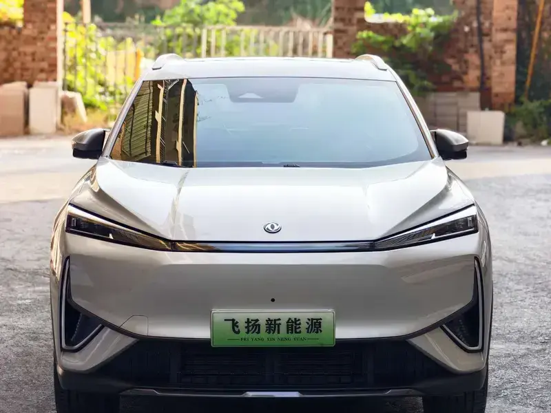 2024 Dongfeng Dongfeng Fengshen L7 с пробегом 6 000 км