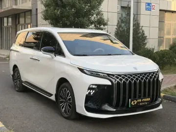 2024 Forthing Starlight V9 с пробегом 53 000 км