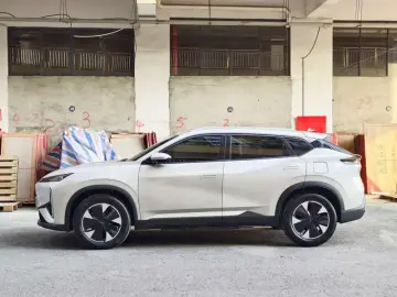 2024 Dongfeng Dongfeng Fengshen L7 с пробегом 6 000 км