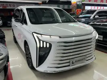 2024 Forthing Starlight V9 с пробегом 47 000 км