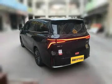 2024 Forthing Starlight V9 с пробегом 18 900 км