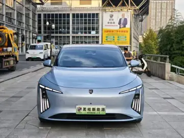 2024 Forthing Stellar S7 с пробегом 70 000 км
