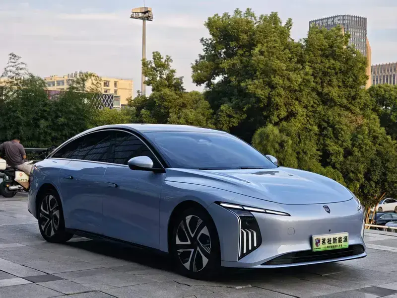 2024 Forthing Stellar S7 с пробегом 70 000 км