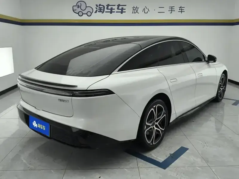 2026 Forthing Stellar S7 с пробегом 21 000 км