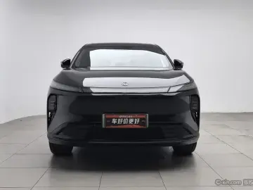 2025 Dongfeng Dongfeng Fengshen L8 PLUS с пробегом 5 000 км