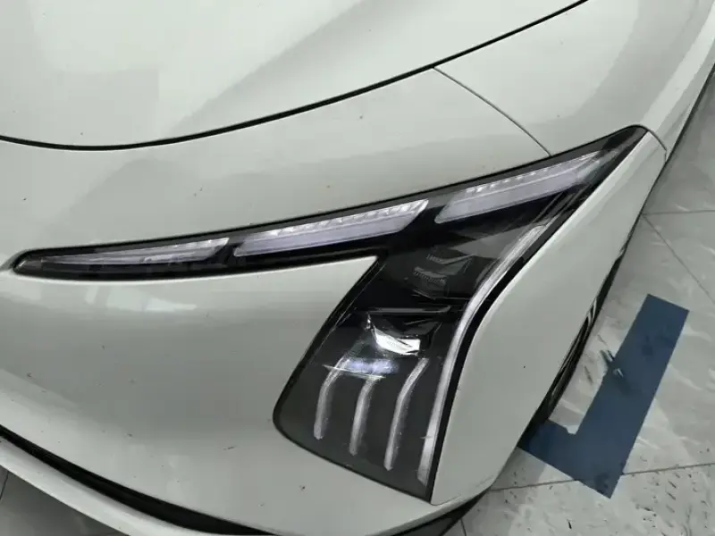 2026 Forthing Stellar S7 с пробегом 21 000 км