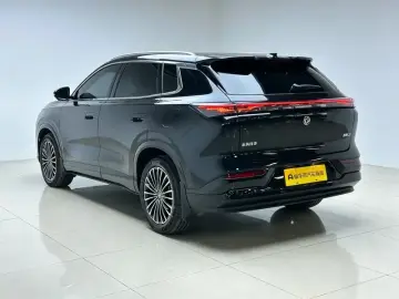 2025 Dongfeng Dongfeng Fengshen L8 PLUS с пробегом 5 700 км