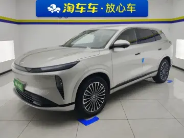 Dongfeng Dongfeng Fengshen L8 PLUS