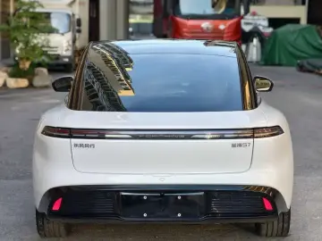 2024 Forthing Stellar S7 с пробегом 13 500 км