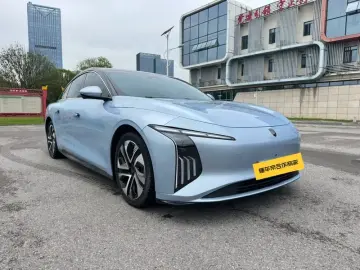 2024 Forthing Stellar S7 с пробегом 17 000 км