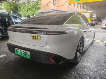 2024 Forthing Stellar S7 с пробегом 44 000 км