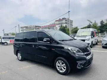 2019 Forthing Fengxing M6 с пробегом 73 000 км