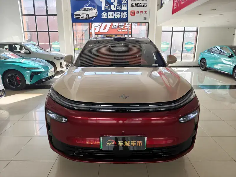 2026 Yipai E8 M8 с пробегом 3 900 км