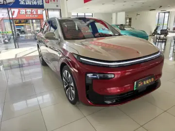 2026 Yipai E8 M8 с пробегом 3 900 км