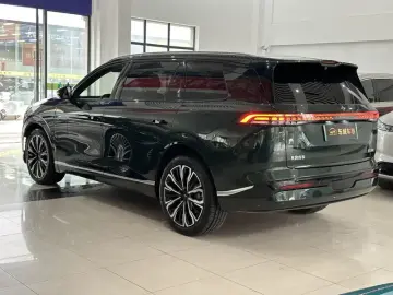 2026 Yipai eπ008 с пробегом 1 500 км