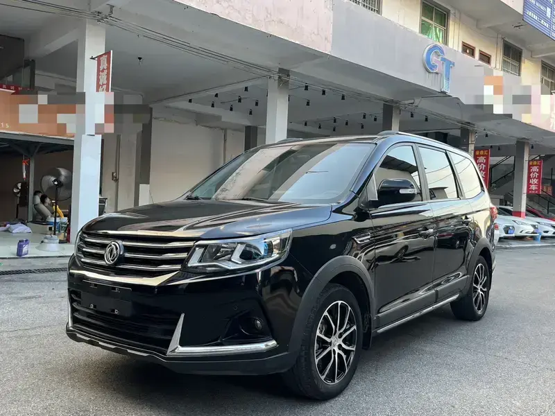 2021 Forthing Fengxing SX6 с пробегом 30 000 км