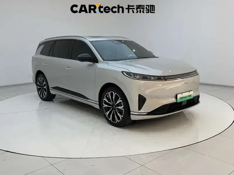2026 Yipai eπ008 с пробегом 18 000 км