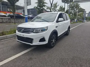 Forthing Fengxing SX6