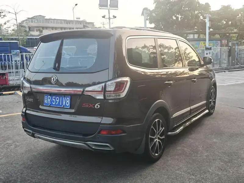 2016 Forthing Fengxing SX6 с пробегом 120 000 км